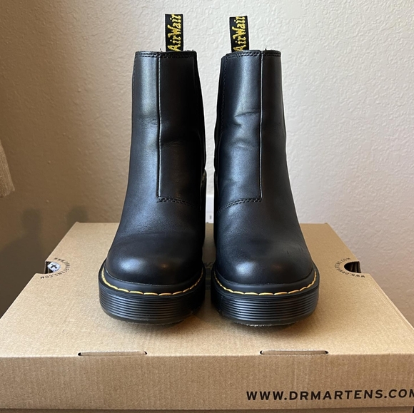 Dr. Martens Spence Leather Flared Heel Chelsea Boots 7W - Picture 5 of 10